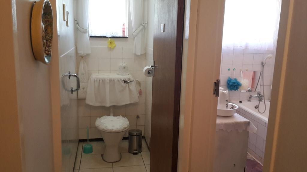 Heila'S In House Family Room-Homestay! Bloemfontein Dış mekan fotoğraf